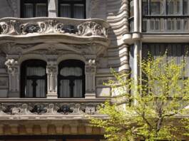 Casa Montero (1901) Modernisme (immeuble dans le style art nouveau espagnol) Architecte : Luis Aladrén